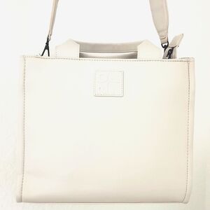 DKNY Hadlee Women's Medium Tote Cream Color W/ Adjustable Strap Crossbody Tote.